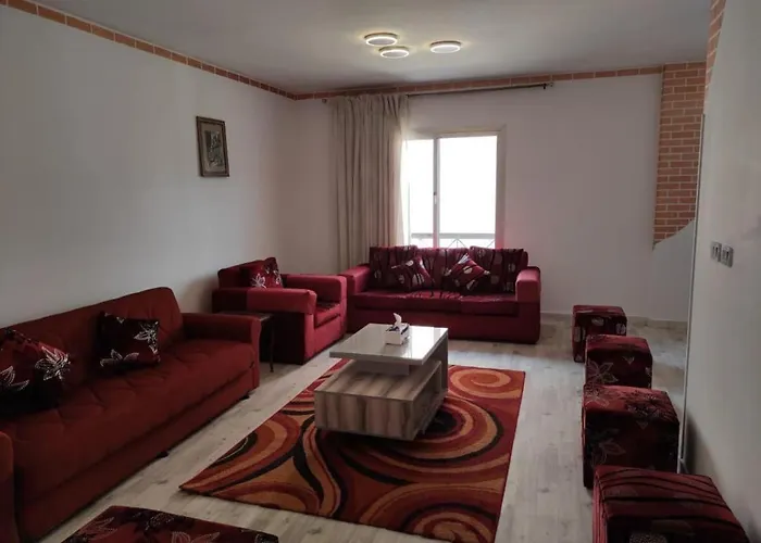 مدينة الرحاب سيتى سكوير . Al Rehab City , City Square, The Yard