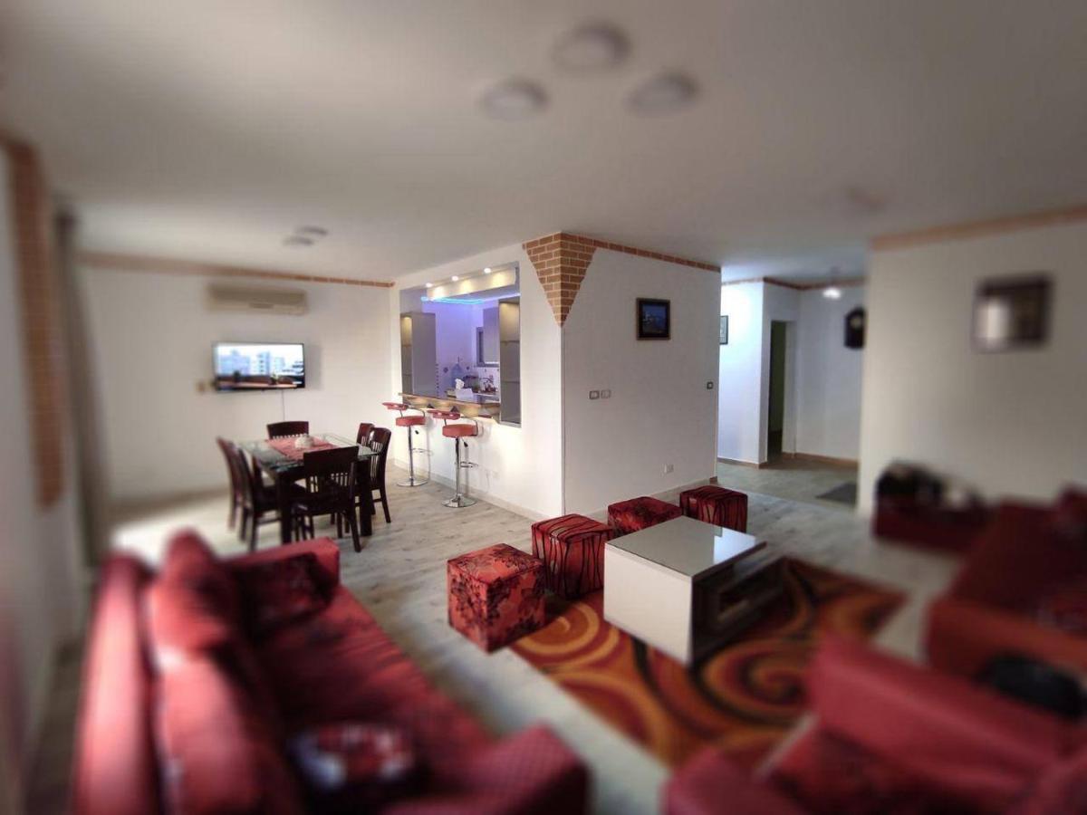مدينة الرحاب سيتى سكوير . Al Rehab , Square, The Yard *