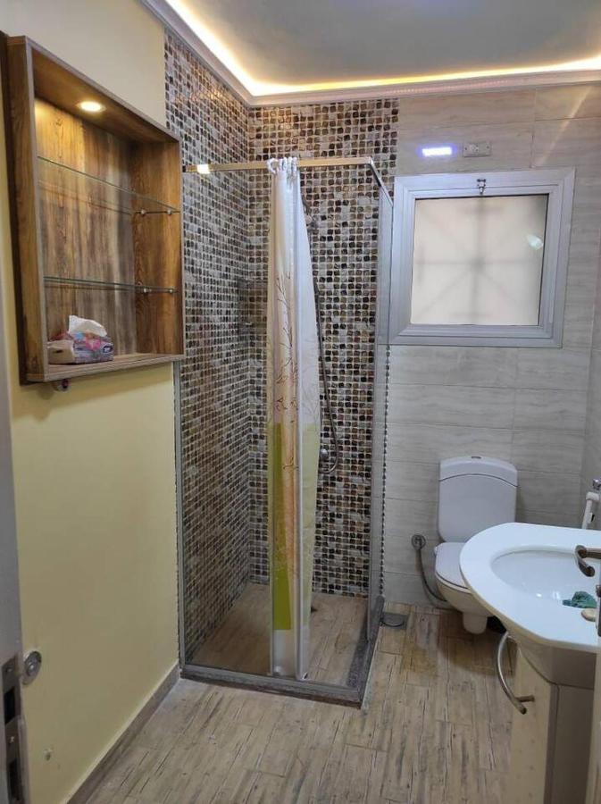مدينة الرحاب سيتى سكوير . Al Rehab , Square, The Yard Apartment