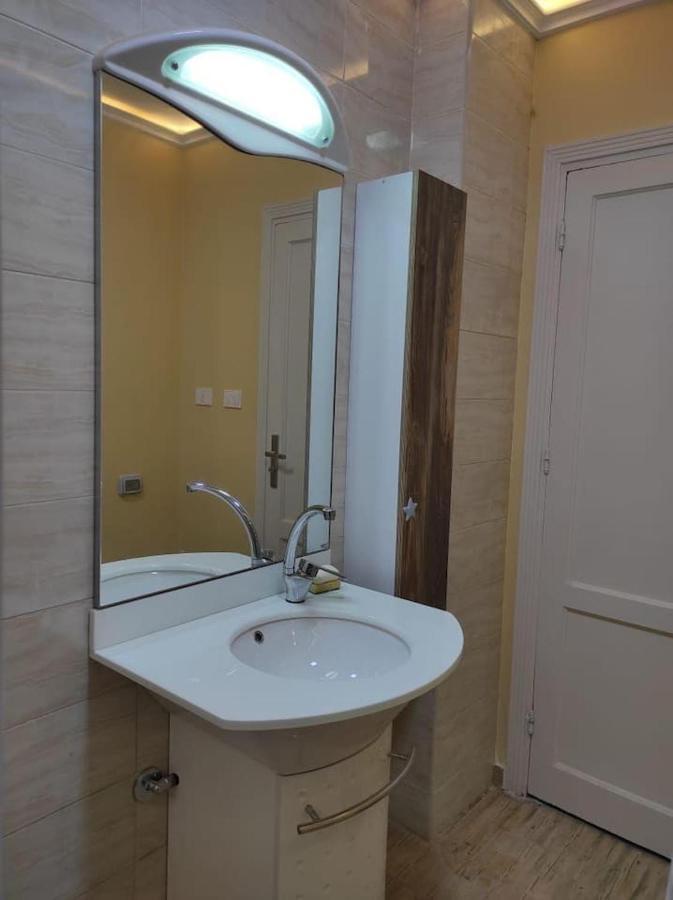 مدينة الرحاب سيتى سكوير . Al Rehab , Square, The Yard * Kairo